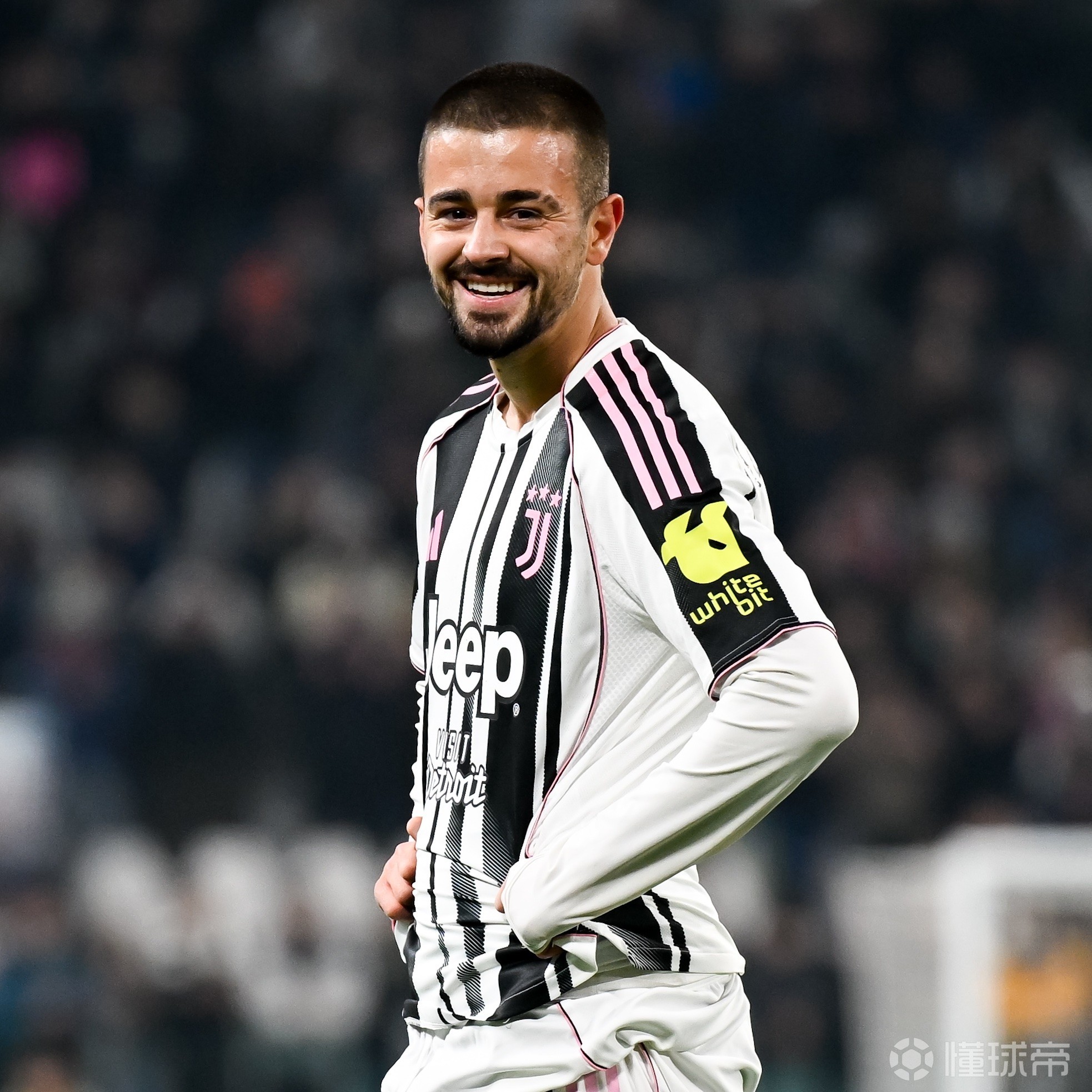 喜得贵子，尤文前锋热格罗瓦迎来了自己的第一个孩子