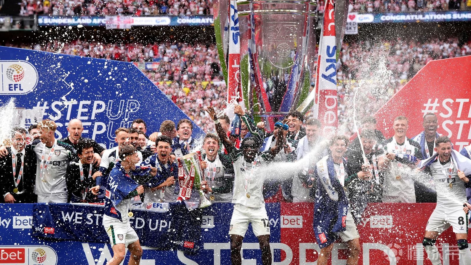 把更多人留在牌桌上：英冠附加赛扩军经济学