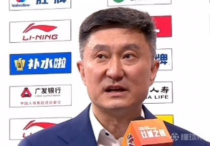 杜锋：深圳队的进步有目共睹，今晚的比赛赢得非常艰难