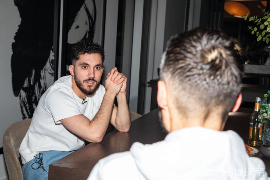 谢尔基：我想让那种老派足球重新流行；希望未来赢得金球奖