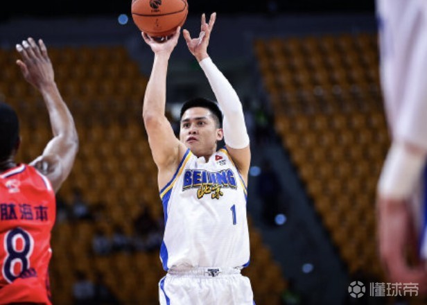 陈盈骏：回到广州感觉很亲切，赢球的关键是下半场的防守提升