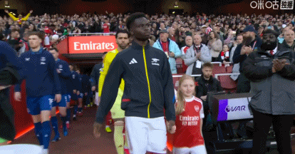 半场战报：阿森纳0-0埃弗顿，麦克尼尔远射中柱，廷贝尔伤退