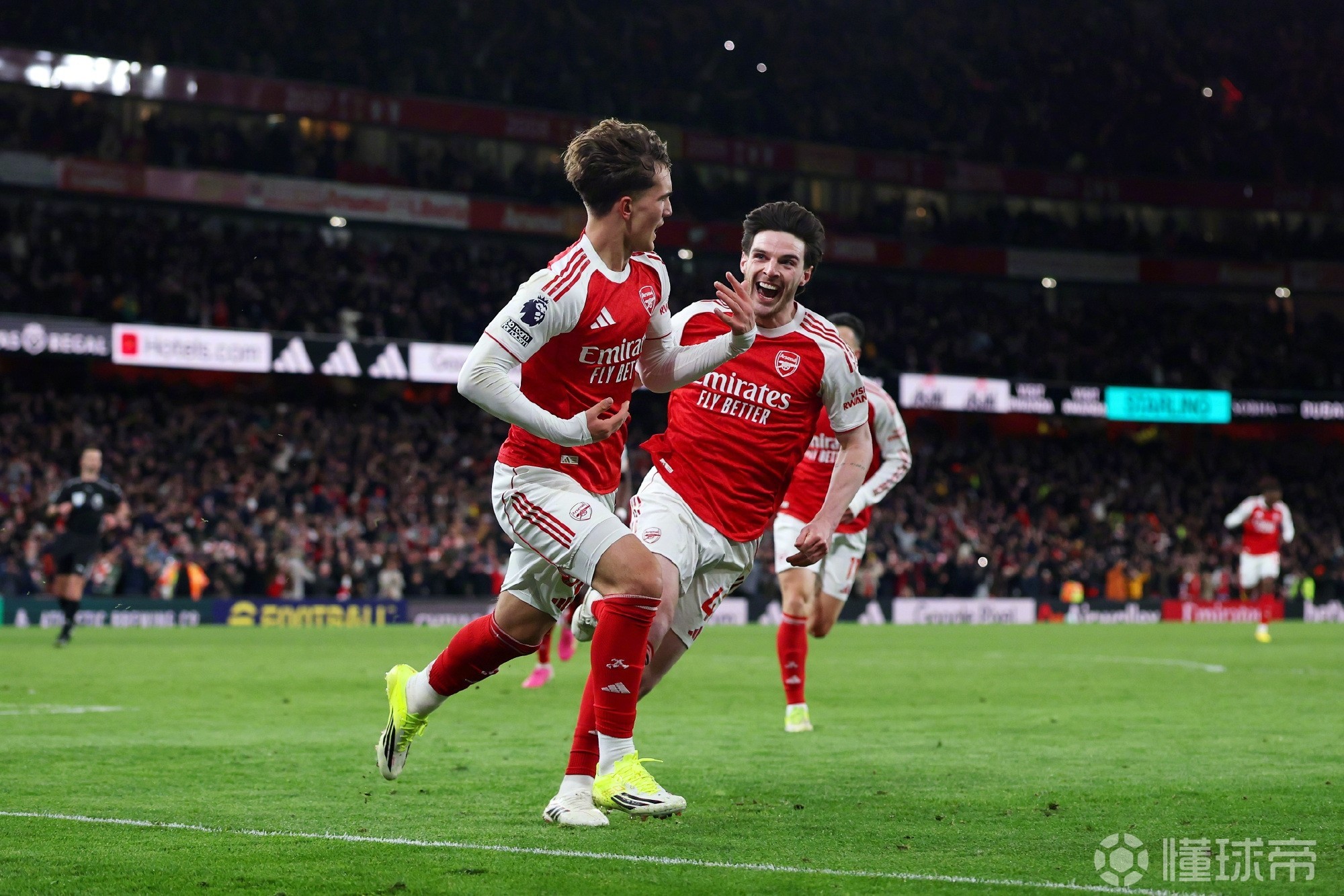 16岁73天，阿森纳小将道曼成为英超史上最年轻的进球者