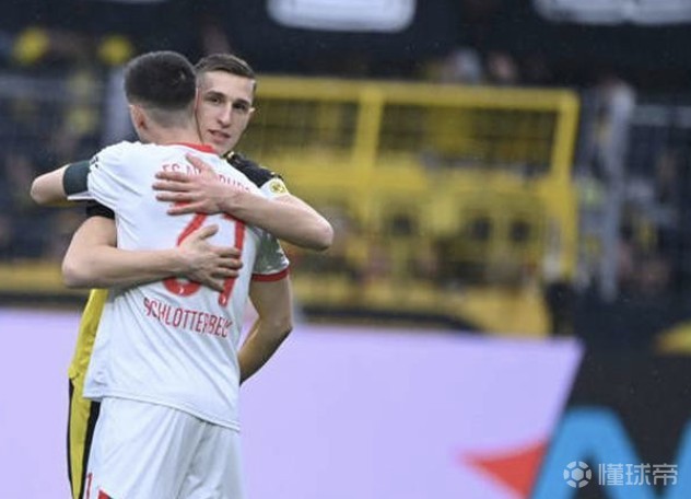 和哥哥均作为队长在场上相遇，施洛特贝克：这一刻非常特别