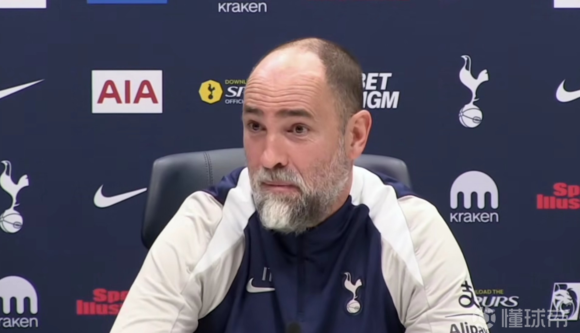 图多尔：再来一次还是会换金斯基；没抱他是怕他情绪激动