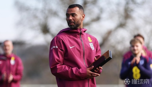 斯基拉：阿什利-科尔将接手意乙切塞纳并签下一年合同