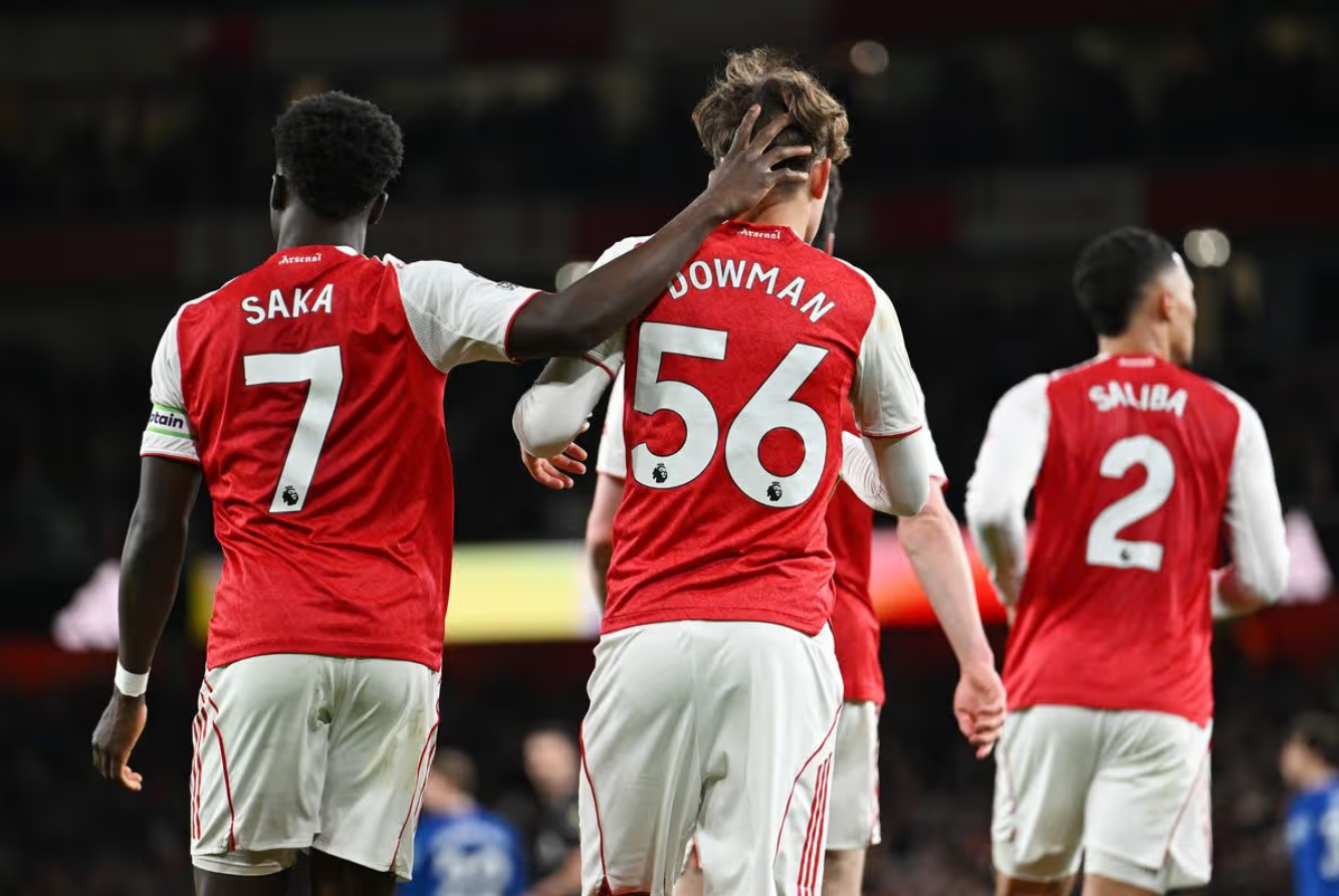 16岁天才破纪录：道曼一战封神，阿森纳继续领跑争冠路