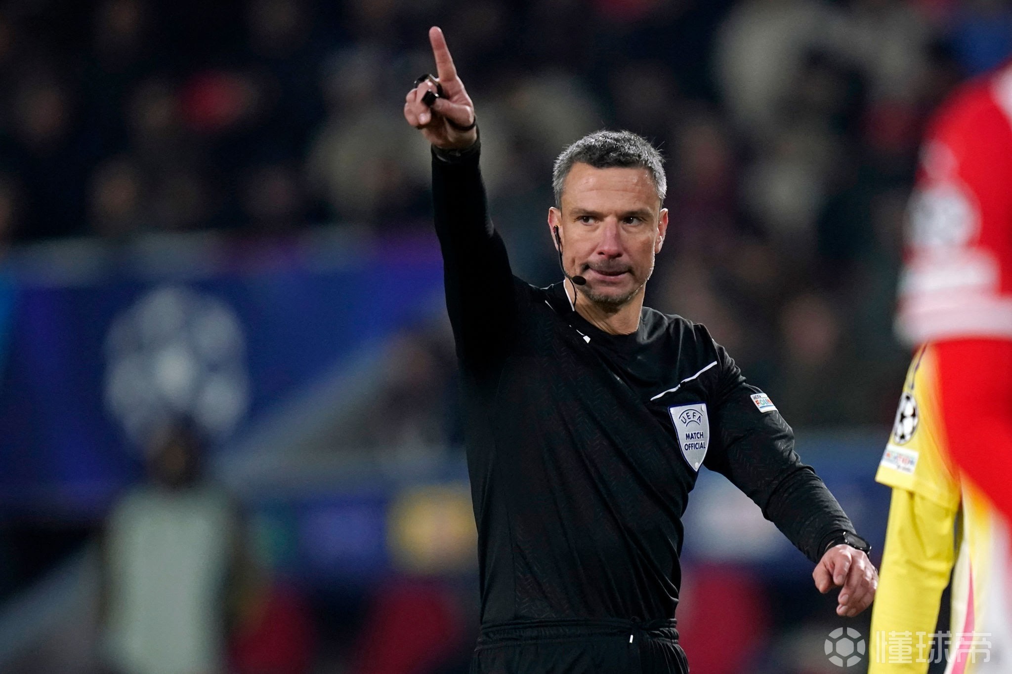 官方：温契奇执法欧冠1/8决赛次回合切尔西vs巴黎