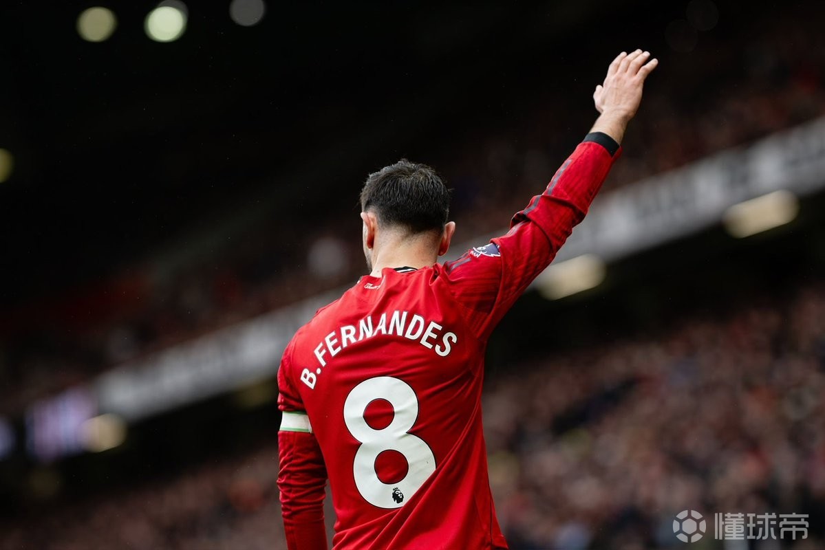 27场15助，B费追平贝克汉姆的曼联球员单赛季英超助攻纪录