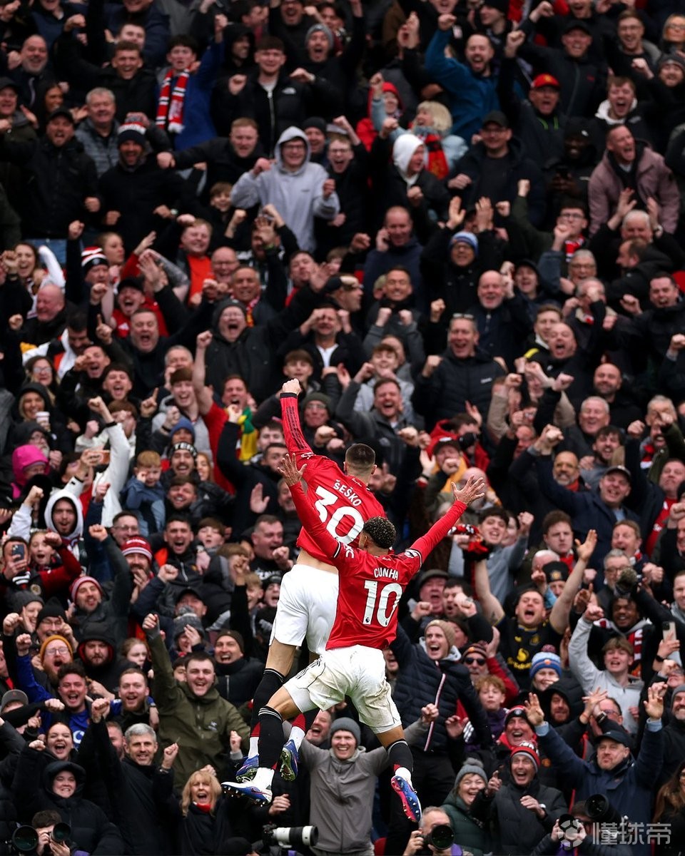 谢什科本赛季在曼联进球数已上双，近10场打入8球