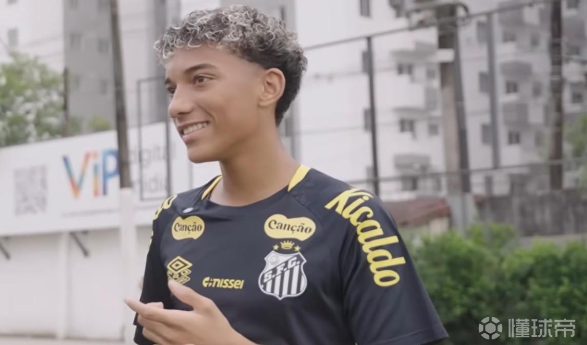 巴媒：桑托斯尝试续约小罗比尼奥，国米派球探去巴西密切关注