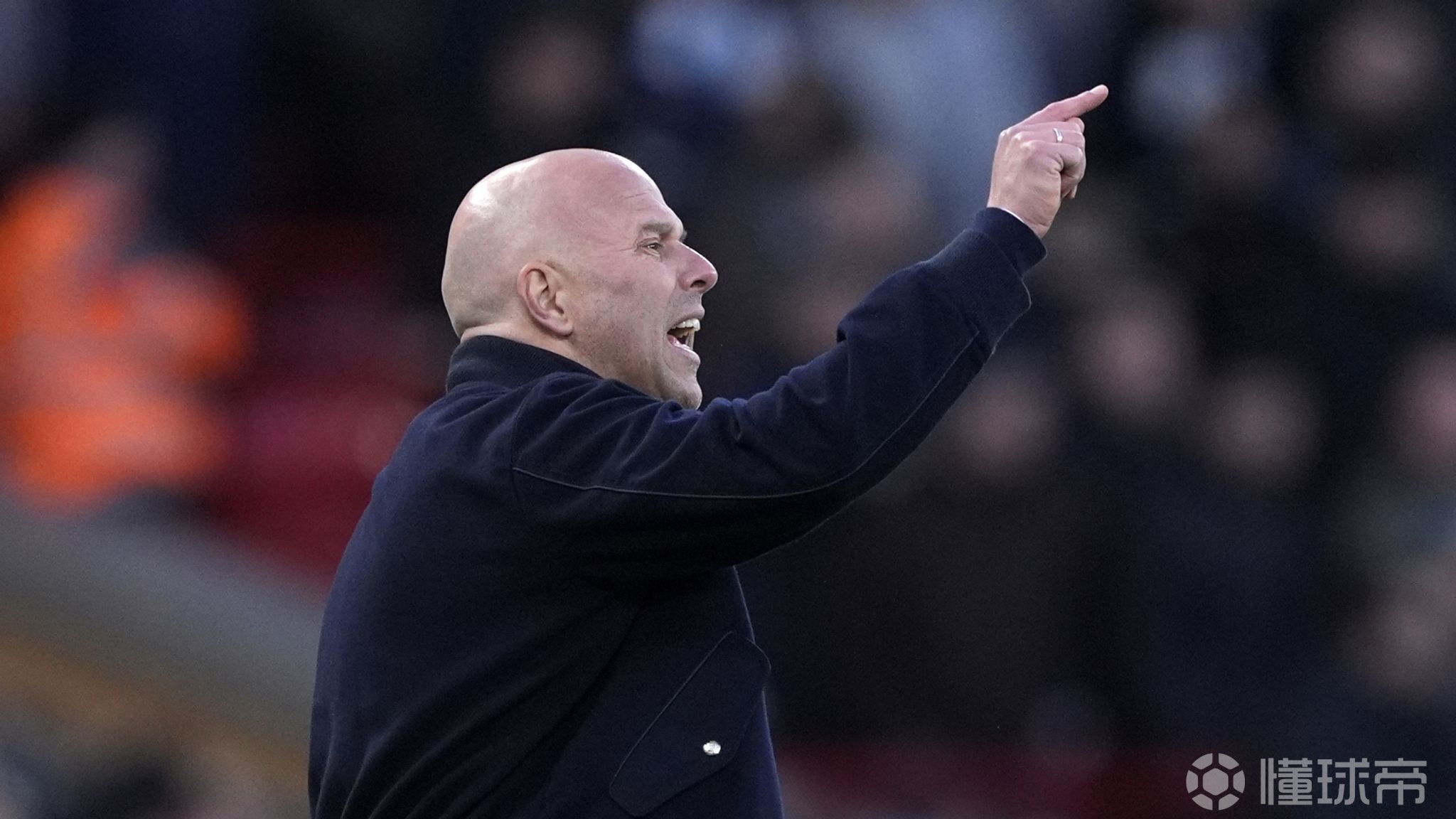 卡拉格：对于斯洛特来说，想要重新赢回球迷的心会很困难