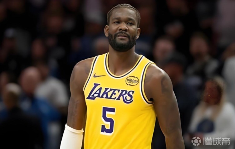 “焦点对决”，艾顿末节救赎取7分11板，卡佩拉9分8板2助