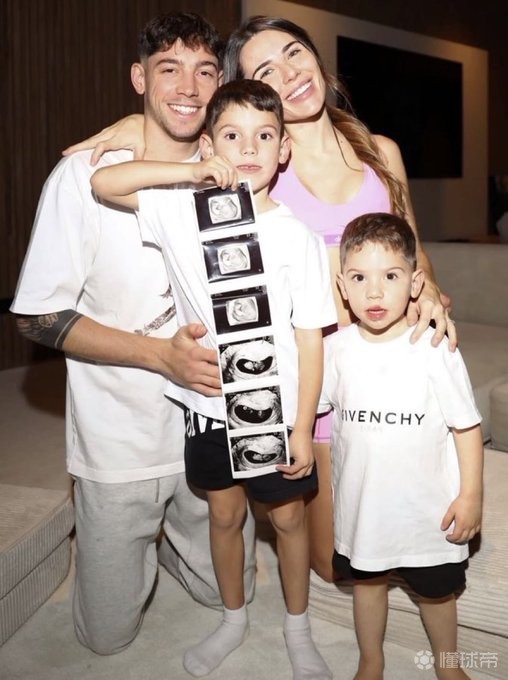 巴尔韦德妻子：打曼城首回合前他说想进球，我告诉他梦中多想想