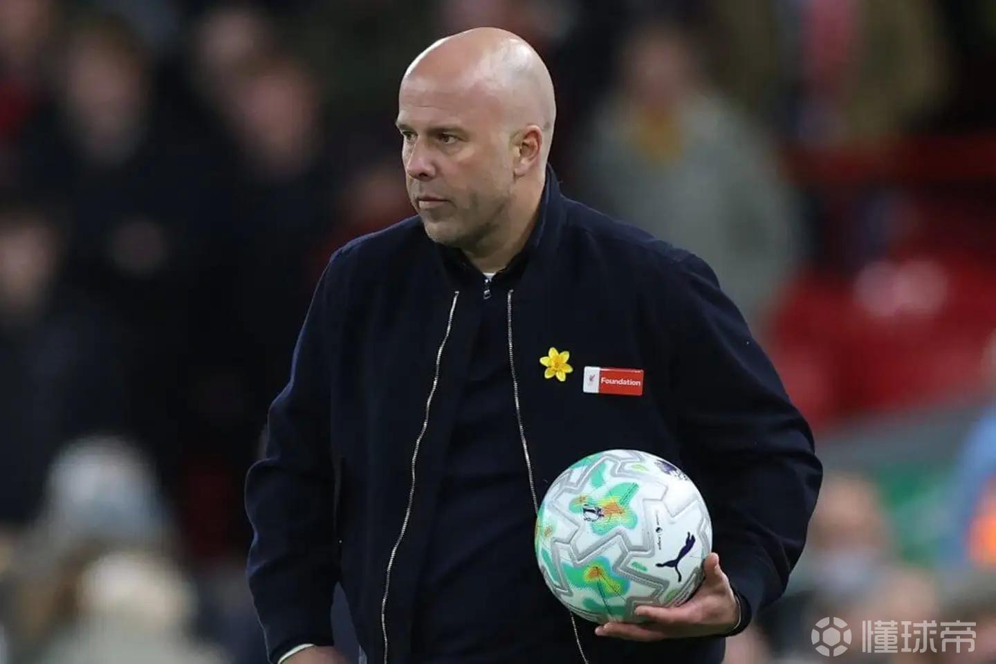 TA：球迷普遍对红军现状不满，斯洛特很难与球迷“破镜重圆”