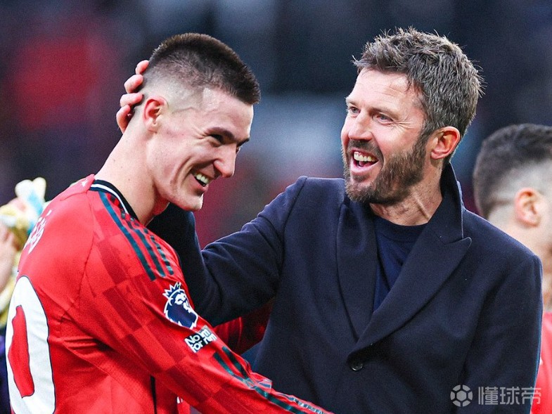 舒梅切尔：把谢什科放替补席保持饥饿感，卡里克的做法很不错