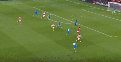 半场战报：阿森纳1-0勒沃库森，埃泽世界波，特罗萨德屡造险