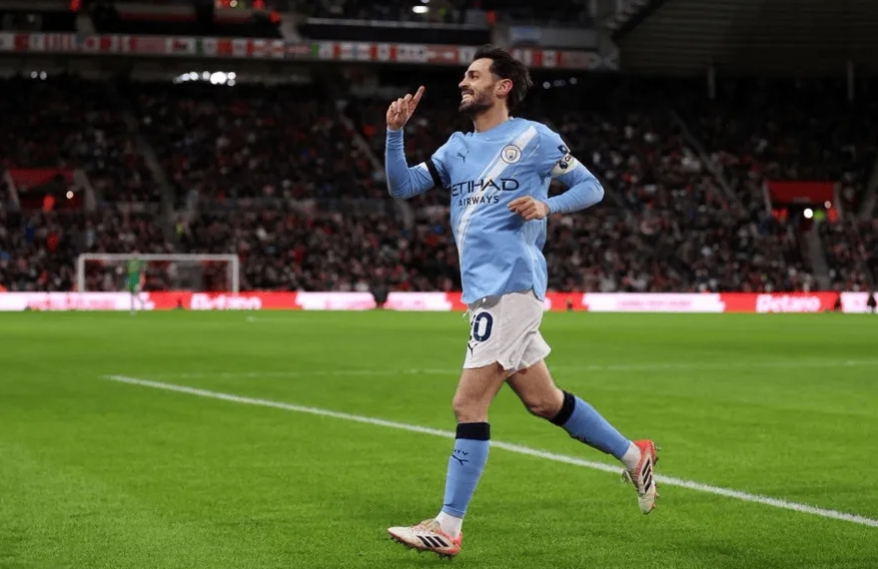 莫雷托：B席已确定今夏自由身离开曼城 尤文想说服他加盟