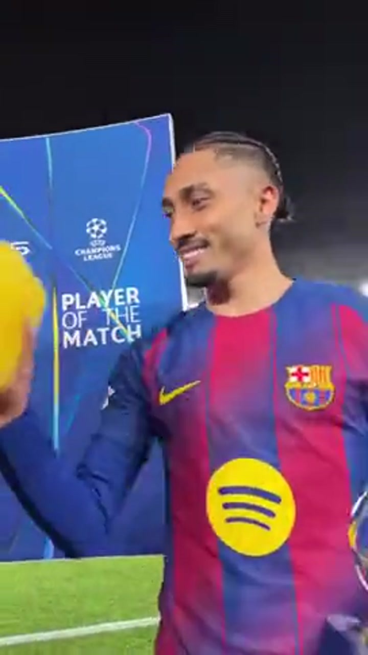 实至名归！拉菲尼亚独造五球当选全场最佳