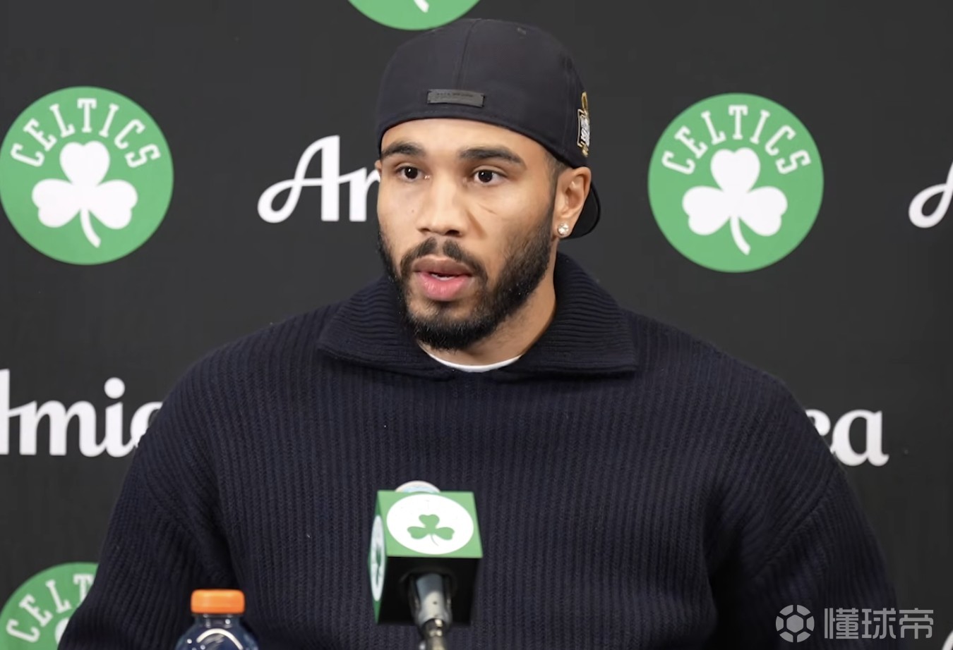 塔图姆：我的比赛感觉越来越好，见到好兄弟波神感到非常开心