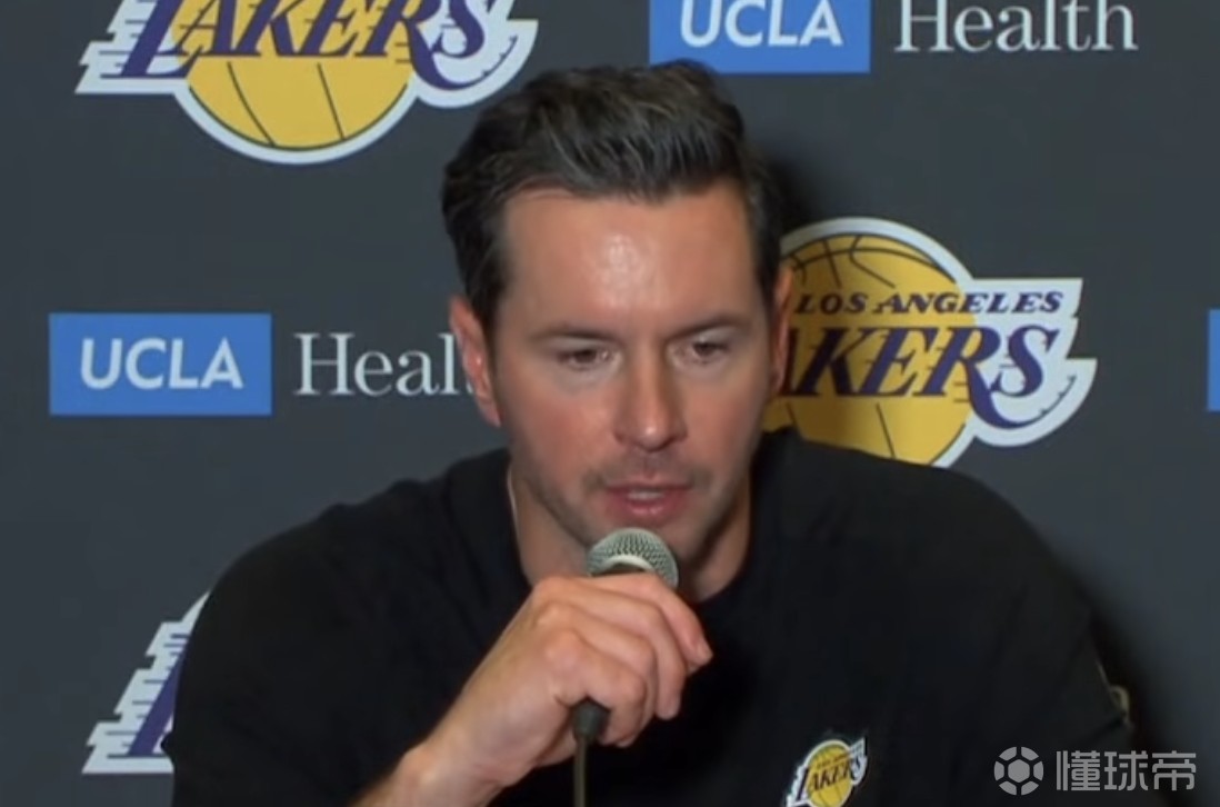 雷迪克：同样都是41岁，看着詹姆斯我感觉自己就是个失败者