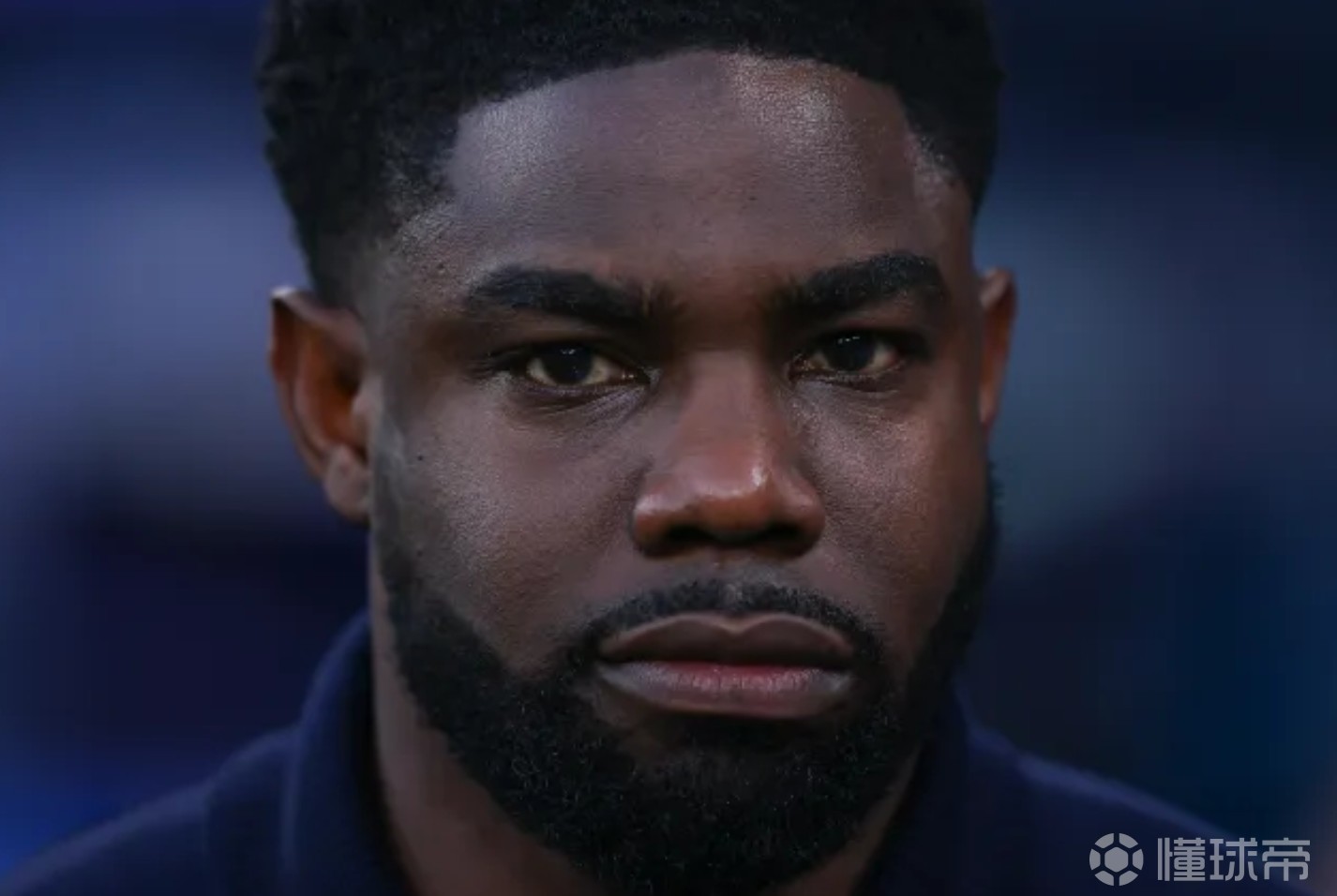 理查兹：要是巴萨半决赛继续踢高位防线，阿森纳会把他们打爆