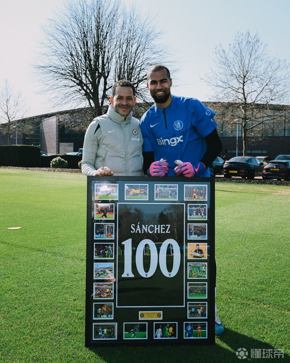 切尔西祝贺罗伯特-桑切斯达成100场里程碑，球迷在评论区嘲讽
