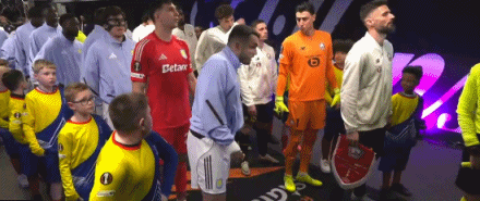 半场：阿斯顿维拉0-0里尔，桑乔失空门