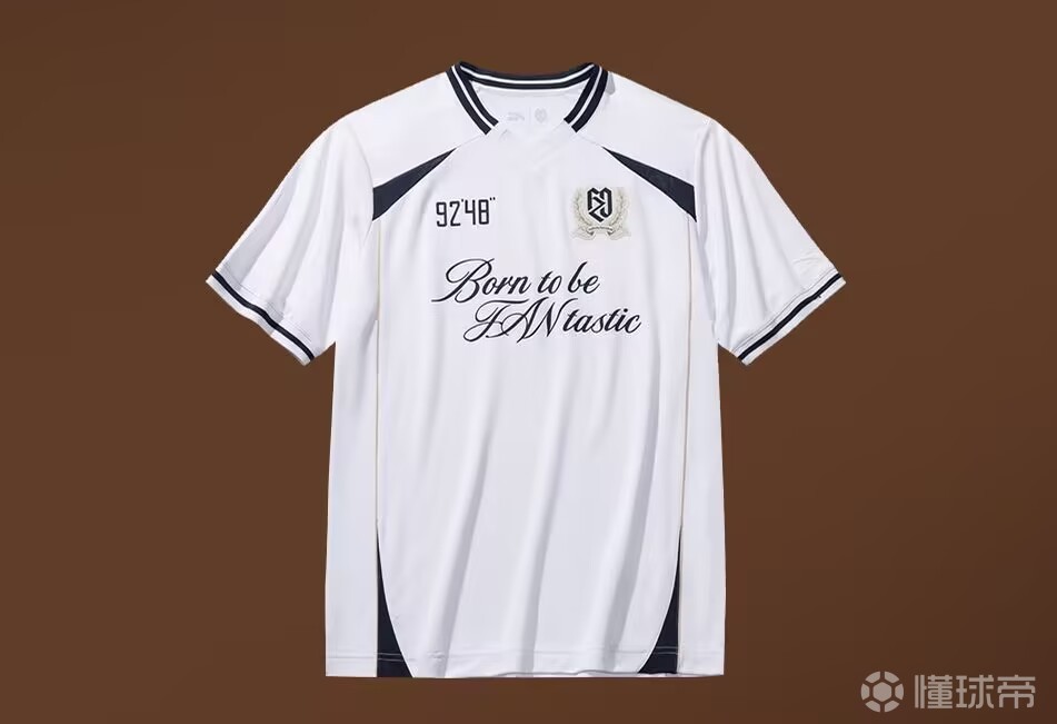 安踏发布樊振东系列新品，短袖针织衫上融入“9248”元素