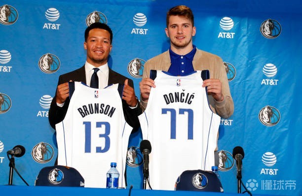 仅3人单场50分5板5断8三分，东契奇布伦森被独行侠选中后送走