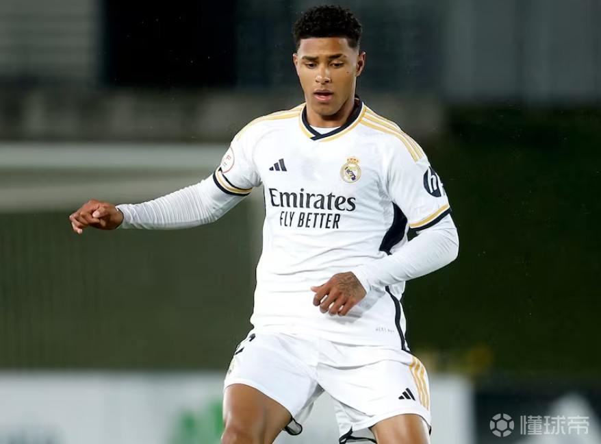 维尼修斯-托比亚斯：因战争离开矿工，没想到皇马竟有意签下我