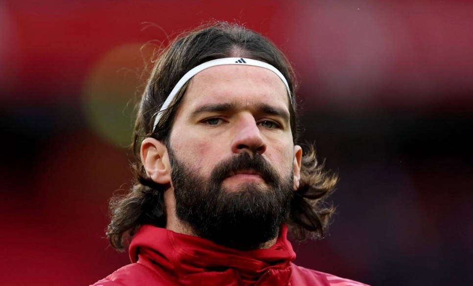 TA：阿利松因旧伤复发缺战布莱顿，马马尔达什维利将顶替他