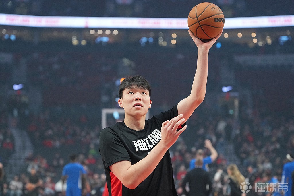 发挥稳定，杨瀚森11投8中得到17分11篮板，揽下5个前场篮板