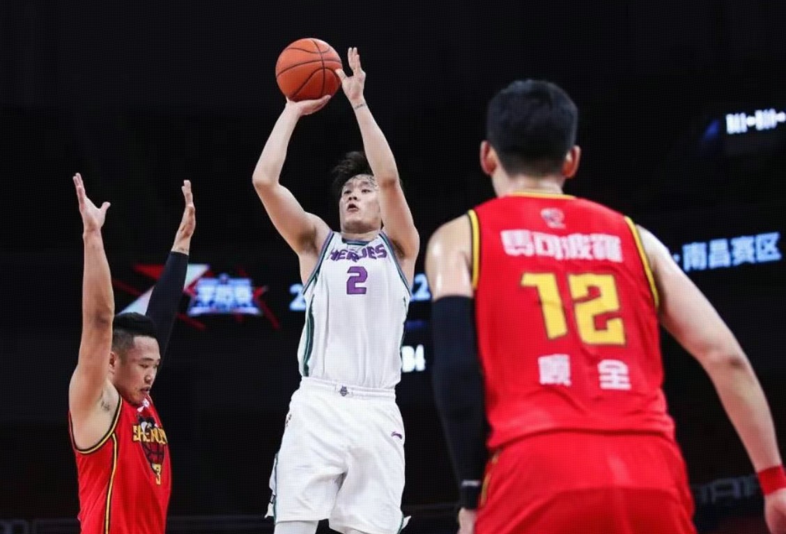 CBA官方祝福丁彦雨航：感谢有你，祝愿四字外援未来一切顺利