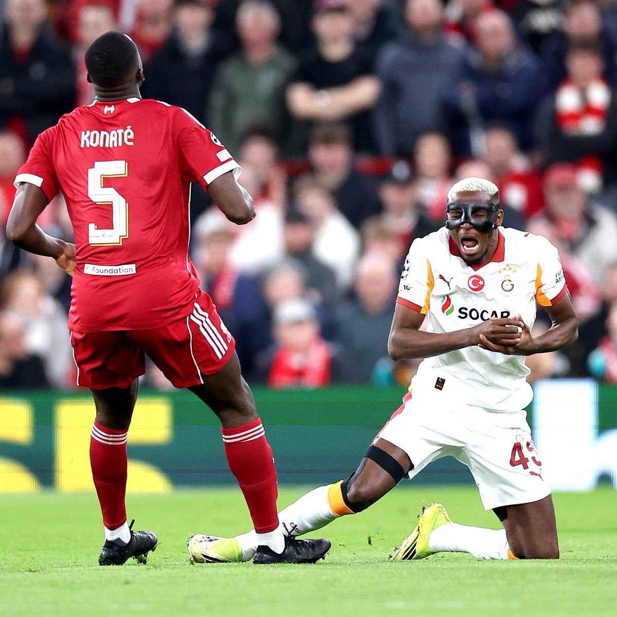 奥斯梅恩：职业生涯受过比这更重的伤，手臂骨折算不了大问题