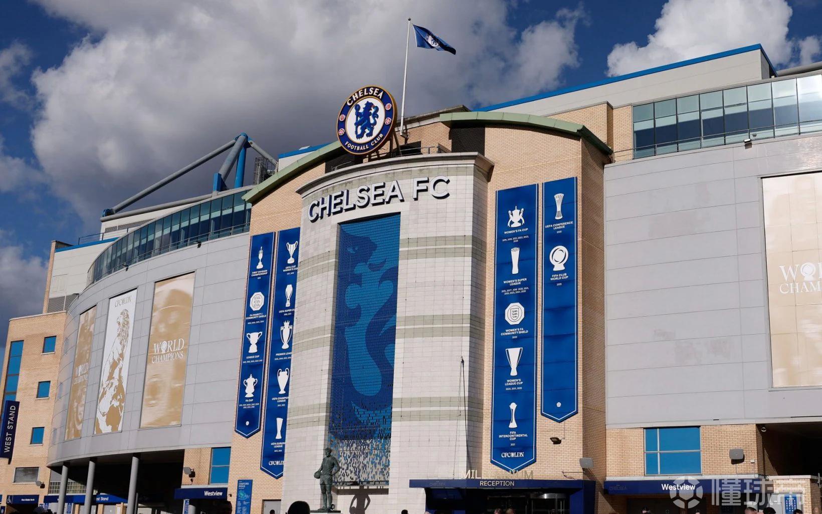 电讯报：英超俱乐部对切尔西处罚结果不满，认为处罚力度过轻