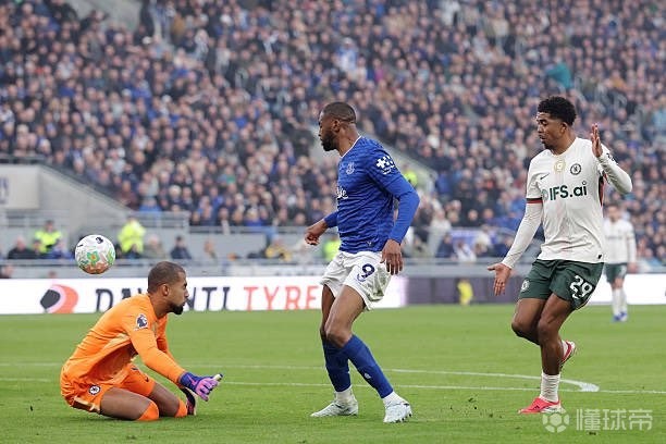 拿捏，切尔西是埃弗顿近8个赛季英超主场赢球次数最多的对手