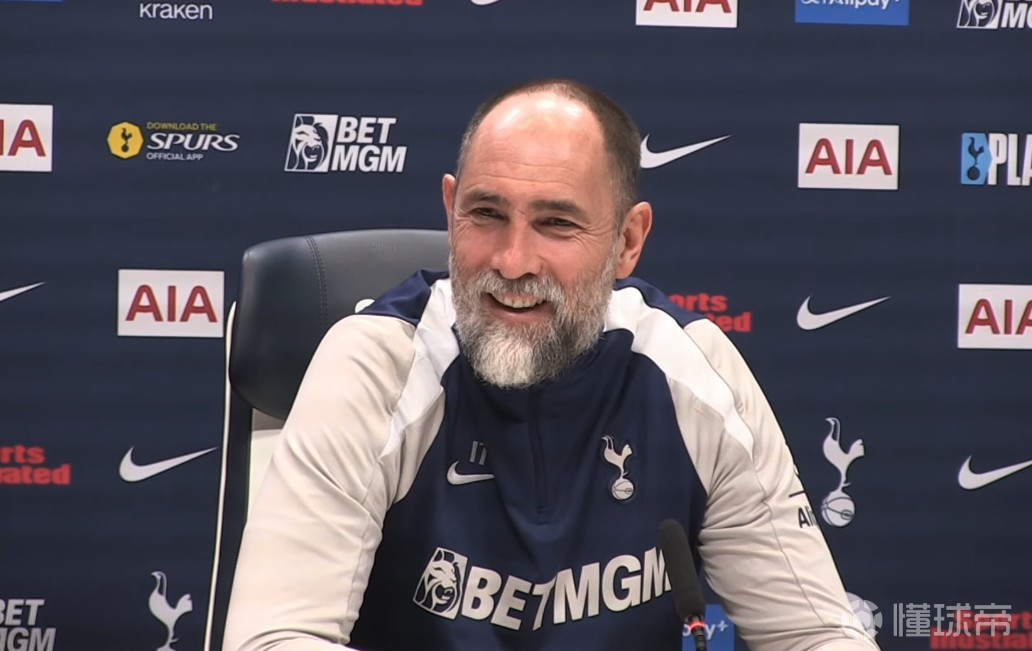 把工作人员认成斯洛特？图多尔：我没有，但现在我叫他阿尔内