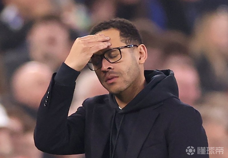 再次换帅？切尔西遭遇四连败，罗塞尼尔带队19场10胜2平7负