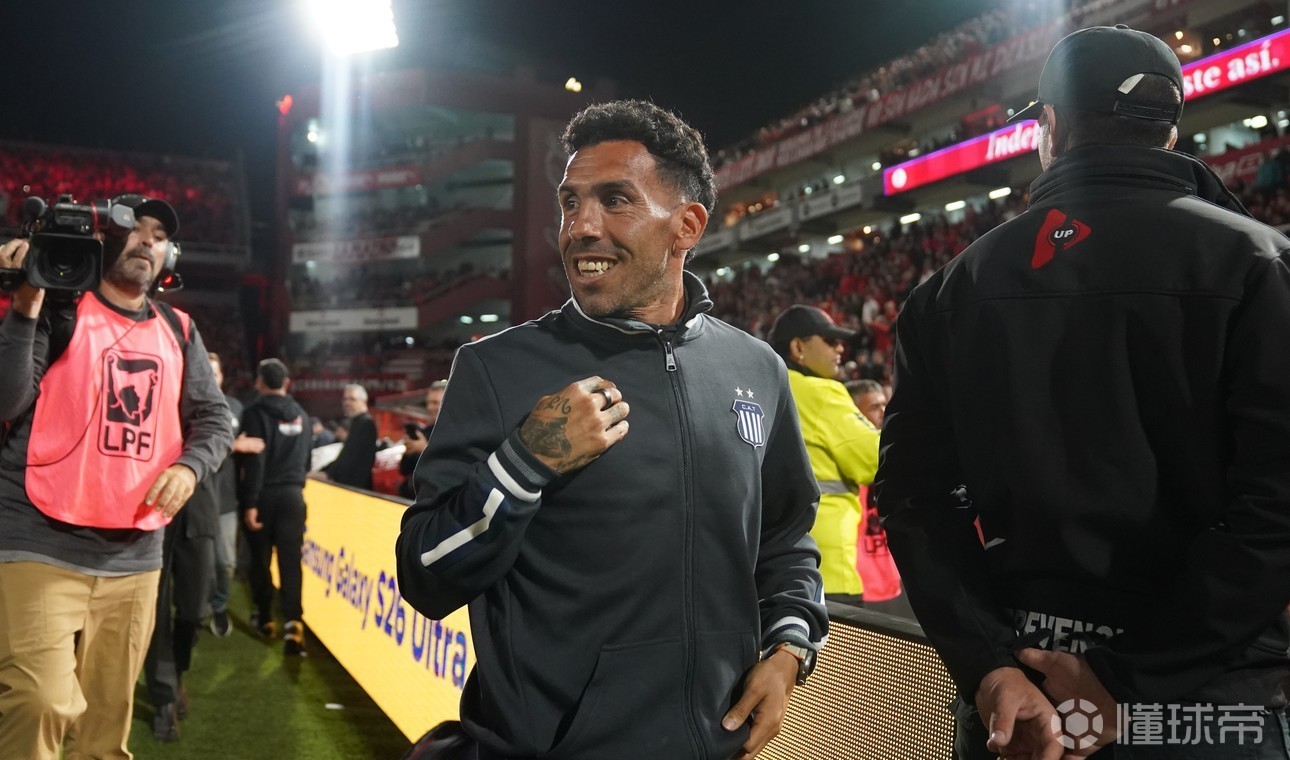 逆转取胜！特维斯：球队已有自己的风格气质