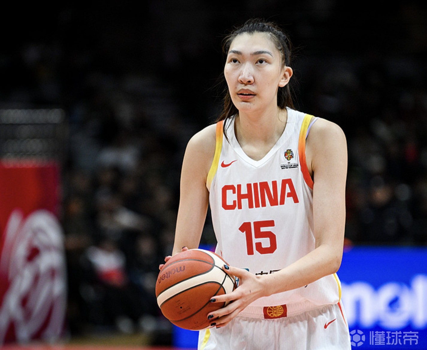 记者：韩旭和李月汝仍将继续挑战WNBA