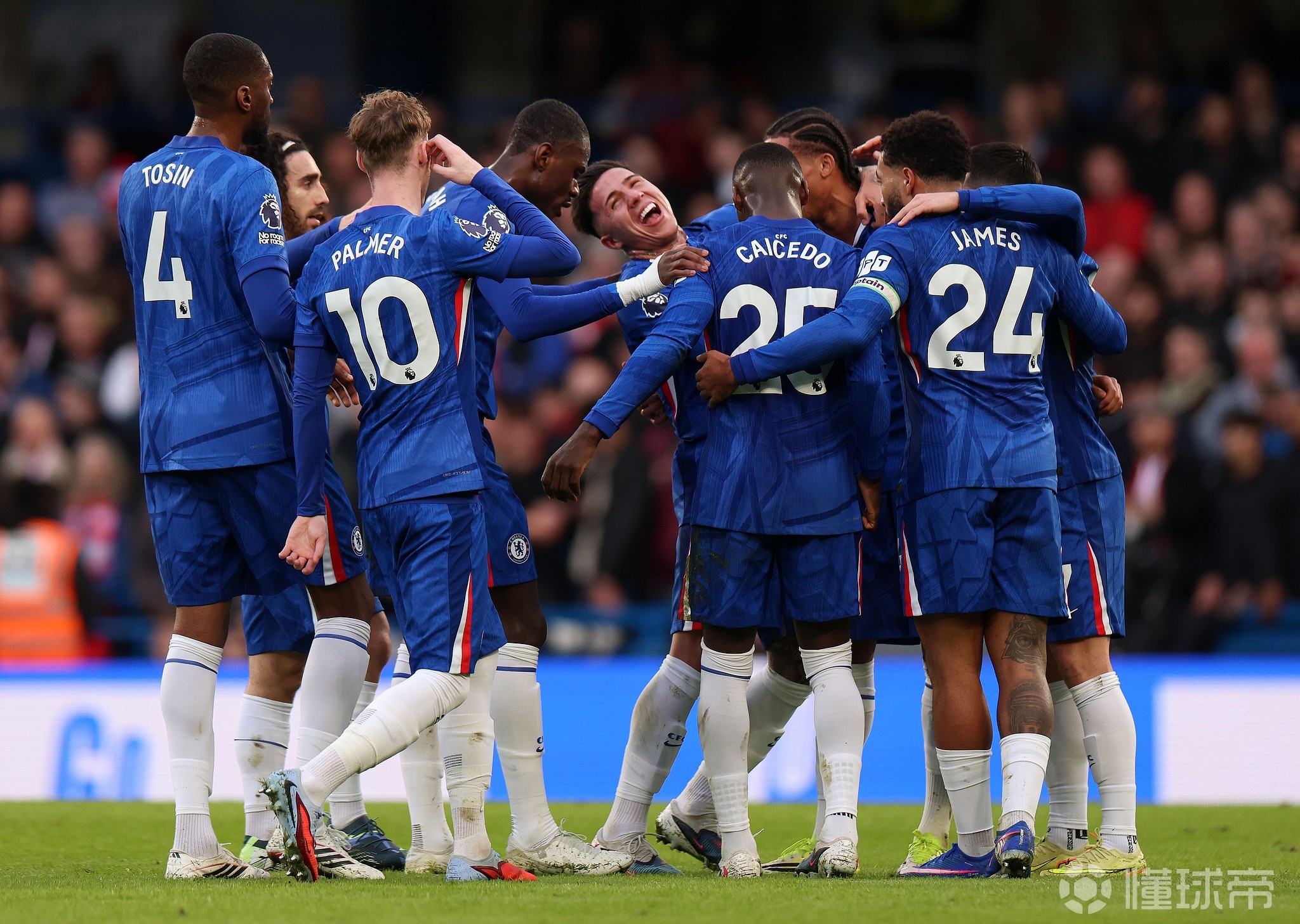 斯基拉：切尔西高层对罗塞尼尔并不满意，若无缘欧冠可能换帅