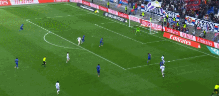 半场：里昂1-0摩纳哥，舒尔茨破门建功