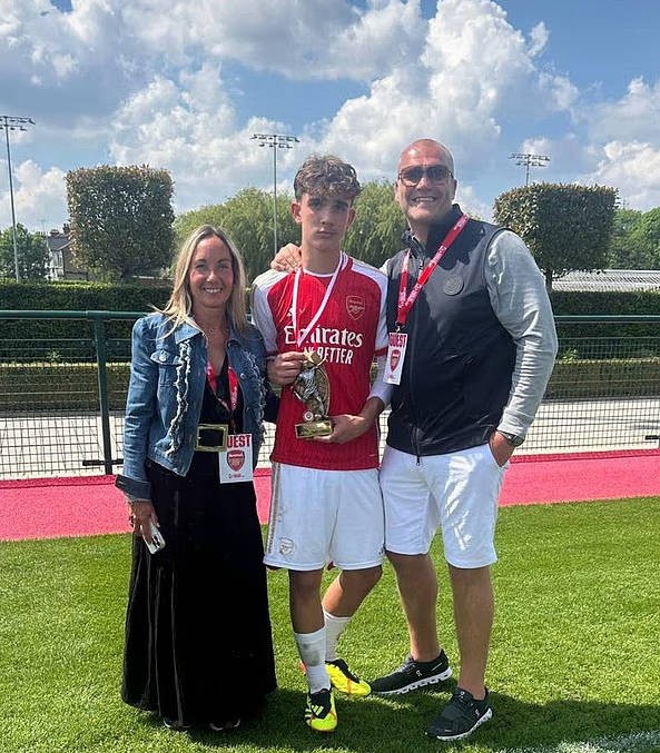 太阳报：道曼的父母已经为他成立了个人肖像权和经纪公司