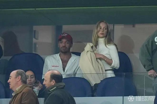 马卡：姆巴佩女友观看马德里德比，所处包厢是姆巴佩曾待过的