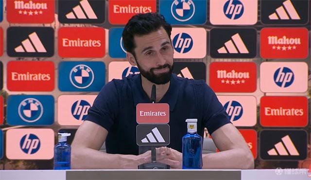 阿韦洛亚：很难理解巴尔韦德的红牌，但我感谢裁判过来解释