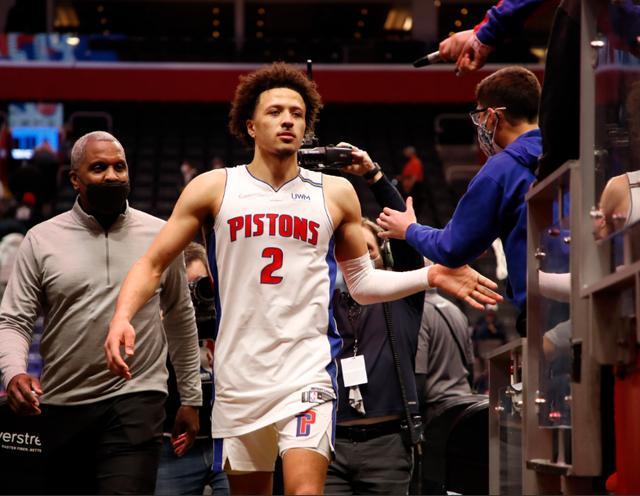 东部今年会有黑八吗？ 坎宁安一病乱东部