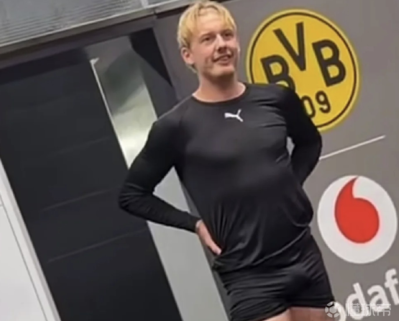 布兰特更衣室内穿着内裤发表讲话：我一直有可依靠的出色队友