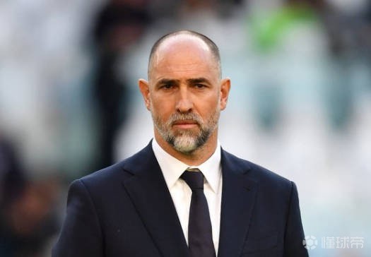 尤文官方向图多尔去世的父亲表示哀悼：致以最深切的慰问