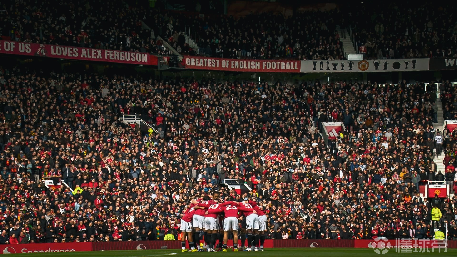 曼晚：曼联无国际比赛任务的球员获准休假，但被建议别去迪拜